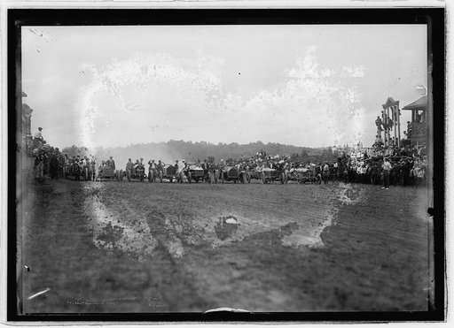 Auto races, Bennings, Md. [i.e., Washington, D.C.], 1915