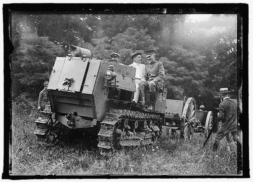Artillery tractor, Sec. of War Baker, July 1918