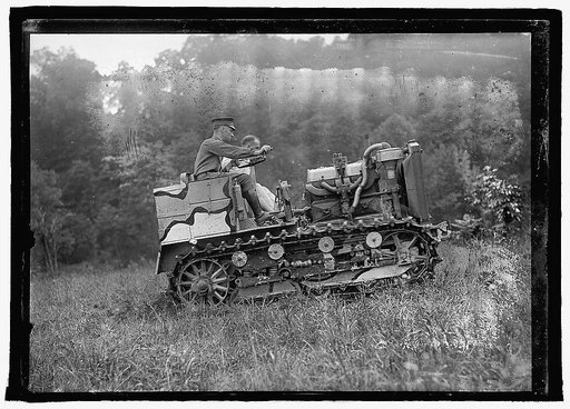 Artillery tractor, Sec. of War Baker, July 1918