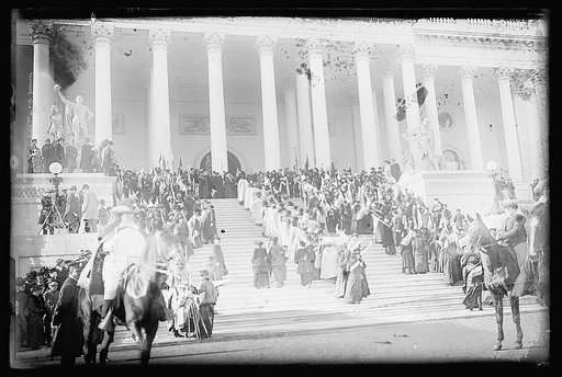 Suffragettes at U.S. Capitol, [Washington, D.C.], 1917