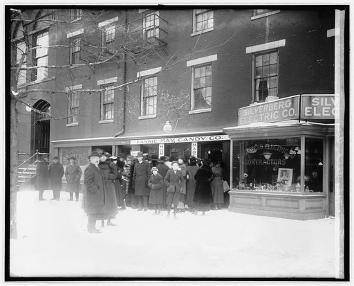 Fannie May Candy Co.