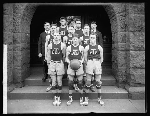 Tech High baseketball team, 1920
