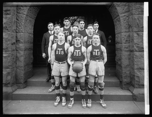 Tech basketball team, 1920