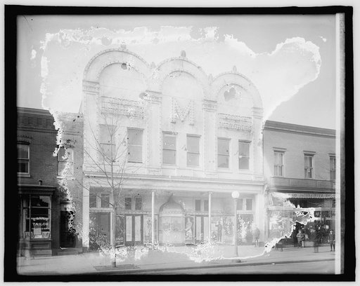 Meadus Theater
