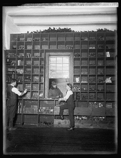 Taylor & Tolley, interior