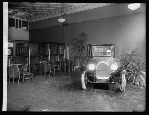 Oldsmobile Sales Co., interior
