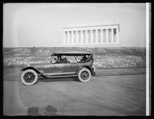 Oldsmobile Sales Co., Lincoln Memorial, [Washington, D.C.