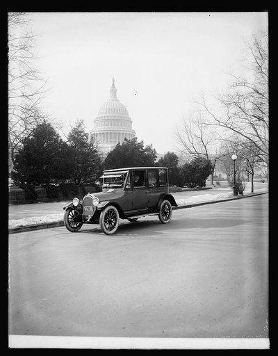 Oldsmobile Sales Co., Capitol, [Washington, D.C.