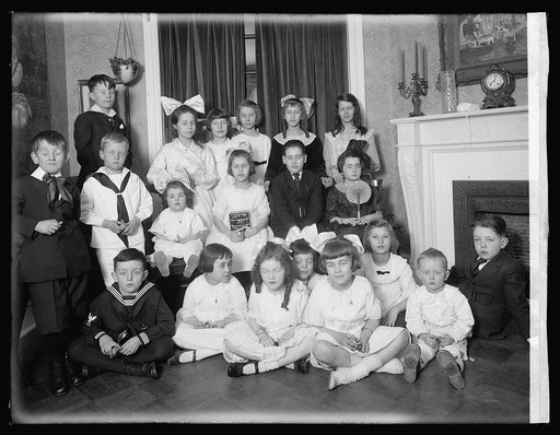 Mrs. Jno. J. Nolan, child's party