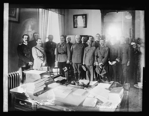 General Pershing & Major Teiusanu, 4/15/20