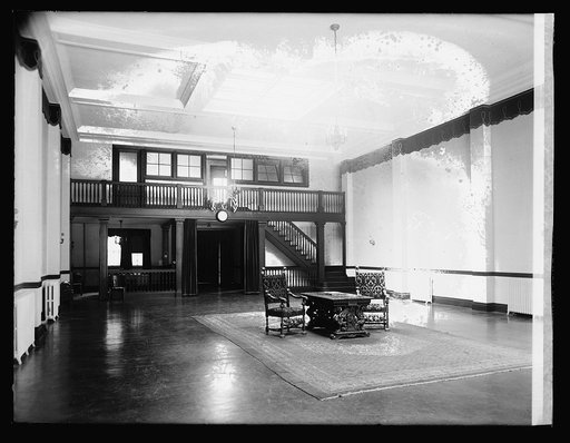 Semmes Motor Co., interior, Conn. Ave., [Washington, D.C.