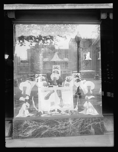 James Y. Davis, [...] window