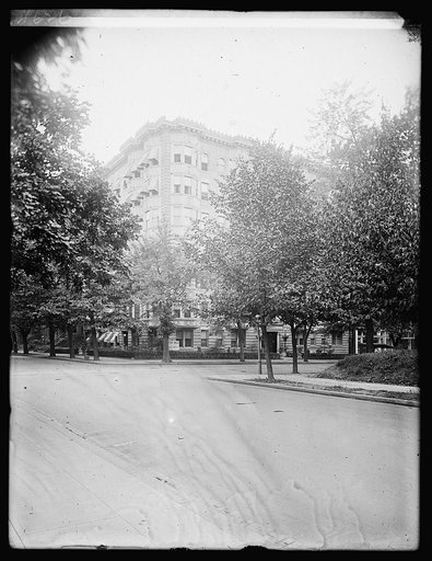 Toronto Apt., 20 & P, [Washington, D.C.