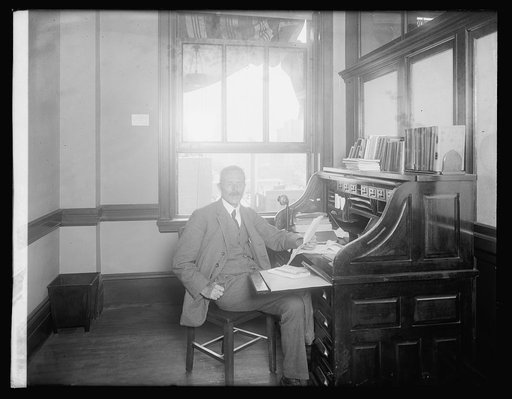 Dr. Robert Hercod