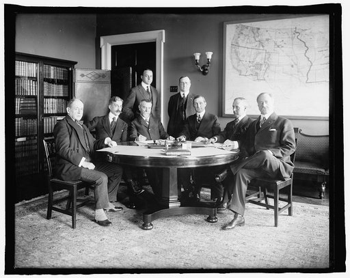 Signing French War Loan, May 8, 1917