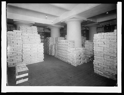 Treasury Dept. Internal Revenue Bureau, Overflow vault for storage of Internal Revenue stamps. Stamps kept on hand to value of $110,000,000, [1914