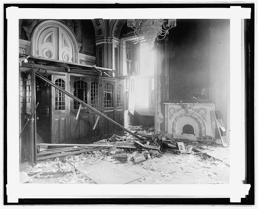 Bomb explosion, U.S. Capitol, [Washington, D.C.], July 1915