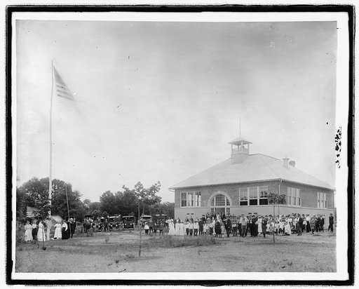 Vienna, Va., Flag day, July 5, 1915