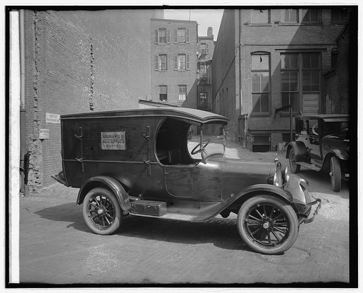Semmes Motor Co. Rudolph & West Co. truck, [1926