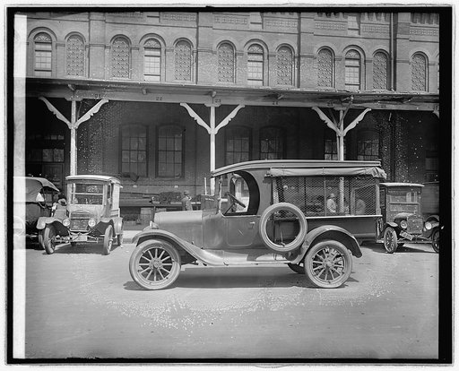 Semmes Motor Co. truck, [1926