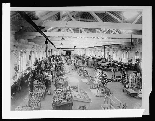 Machine shop for repairs & upkeep of Liberty motors, 10/15/19