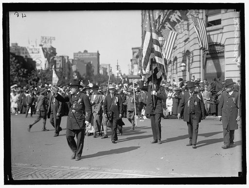 PARADE ON PENNSYLVANIA AVE. MINNESOTA UNIT