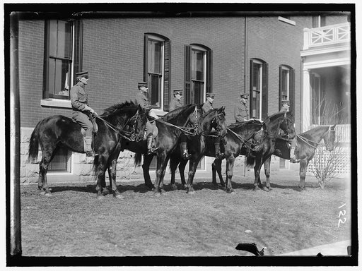 FORT MYER. UNIDENTIFIED GROUP OF OFFICERS ON HORSEBACK