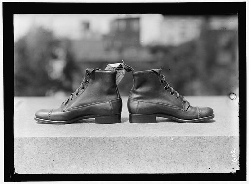 SHOES