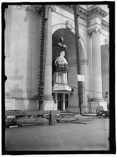 UNION STATION UNDER CONSTRUCTION