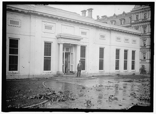 White House] STORM DAMAGE