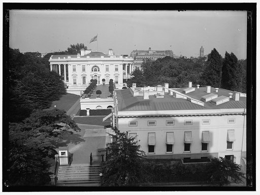 WHITE HOUSE FROM WEST