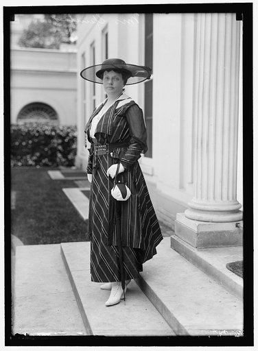 SPINKS, MRS.