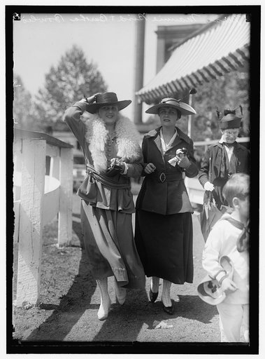 HORSE SHOWS. BUTLER BOWLES AND MISS MAURINE [...