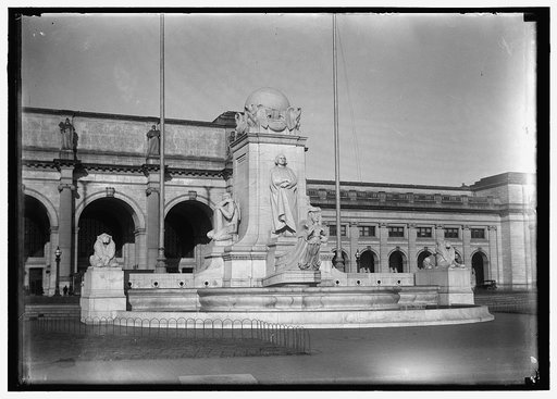 COLUMBUS MONUMENT