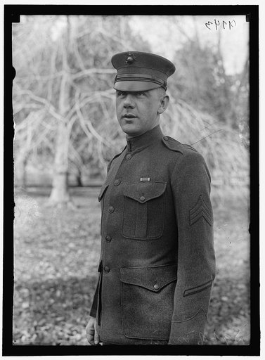 UNIFORMS: SERGEANT, MARINE CORPS