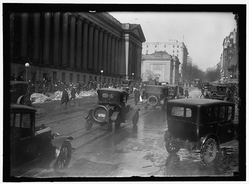Street scene, Washington, D.C.