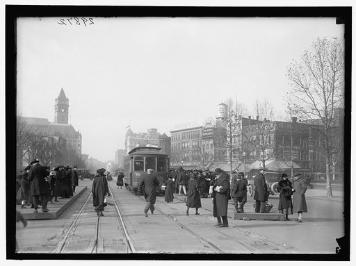 STREET SCENE, PENNSYLVANIA AVE.