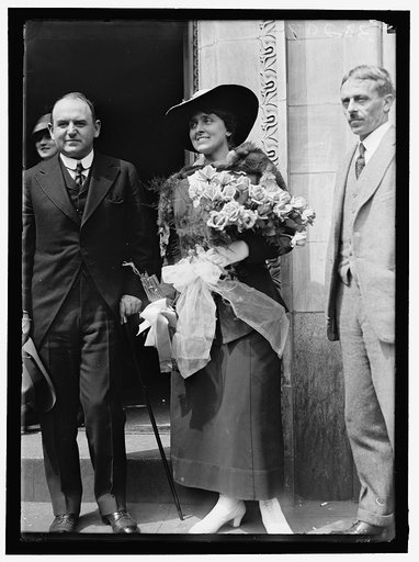 Shipping Board, U.S. Raymond B. Stevens, right, Vice-Chairman of Board, at the entrance with singer, and Liberty Loan drive