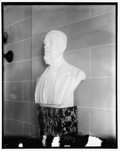 Sculpture, bust: Barrios, presented by Guatemala