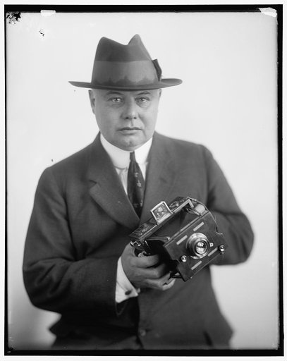 H & E photographer