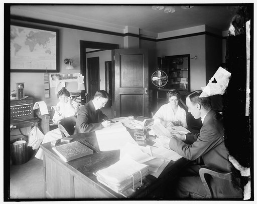 Chamber of Commerce telephone room
