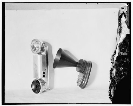 Service telephone
