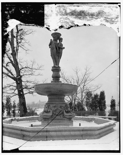 MacMillen fountain