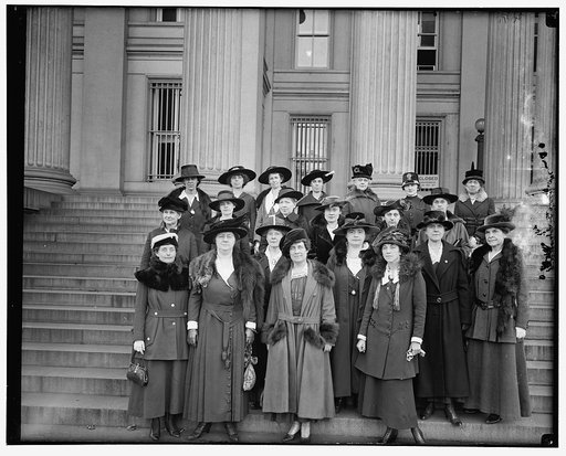 Woman's Liberty Loan Committee