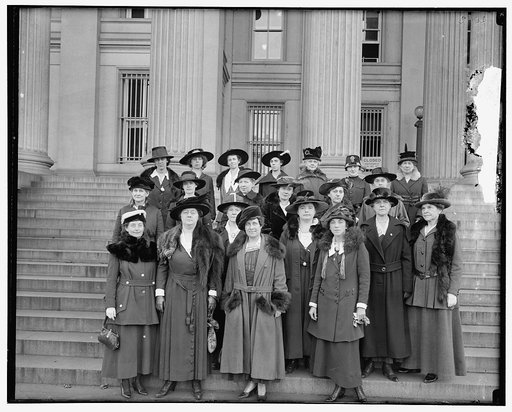 Woman's Liberty Loan Committee