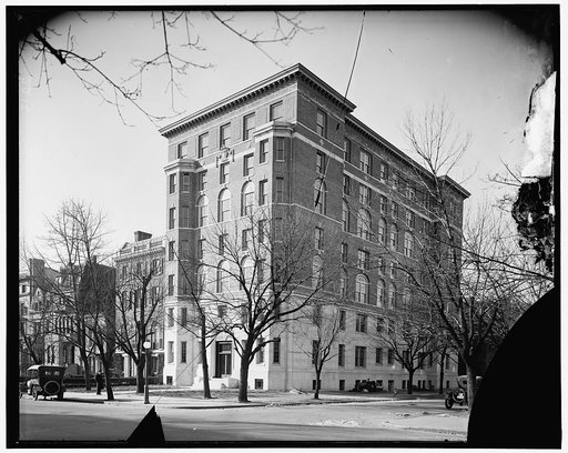 16th and Pea Sts.