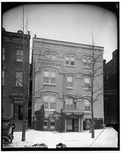 1 Jackson Place