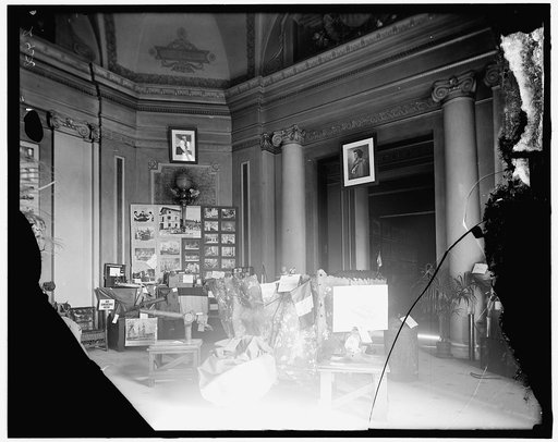 Italian display, Pres. room, Union Station