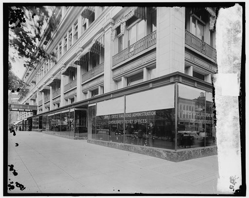 R.R. Administration Bldg.