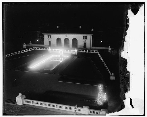 Pan American building at night